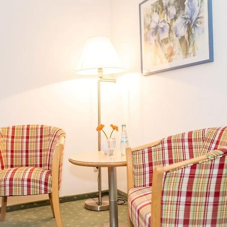 באד גריסבאך Hotel Garni Christl מראה חיצוני תמונה