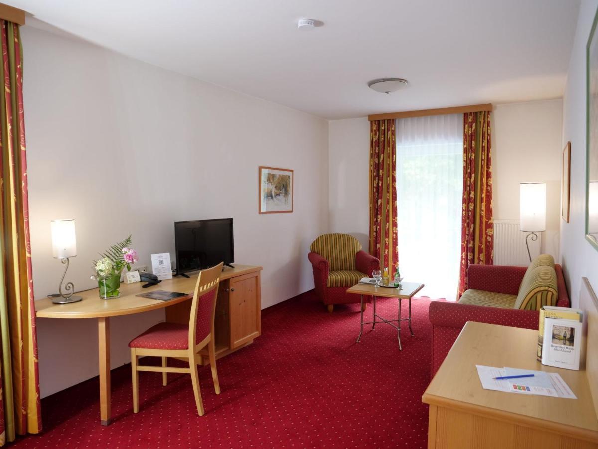 באד גריסבאך Hotel Garni Christl מראה חיצוני תמונה